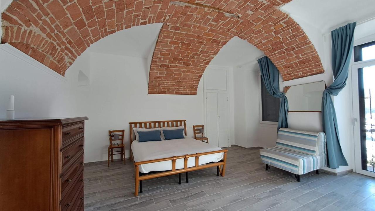 Domus Antiche Mura Asti Exterior foto